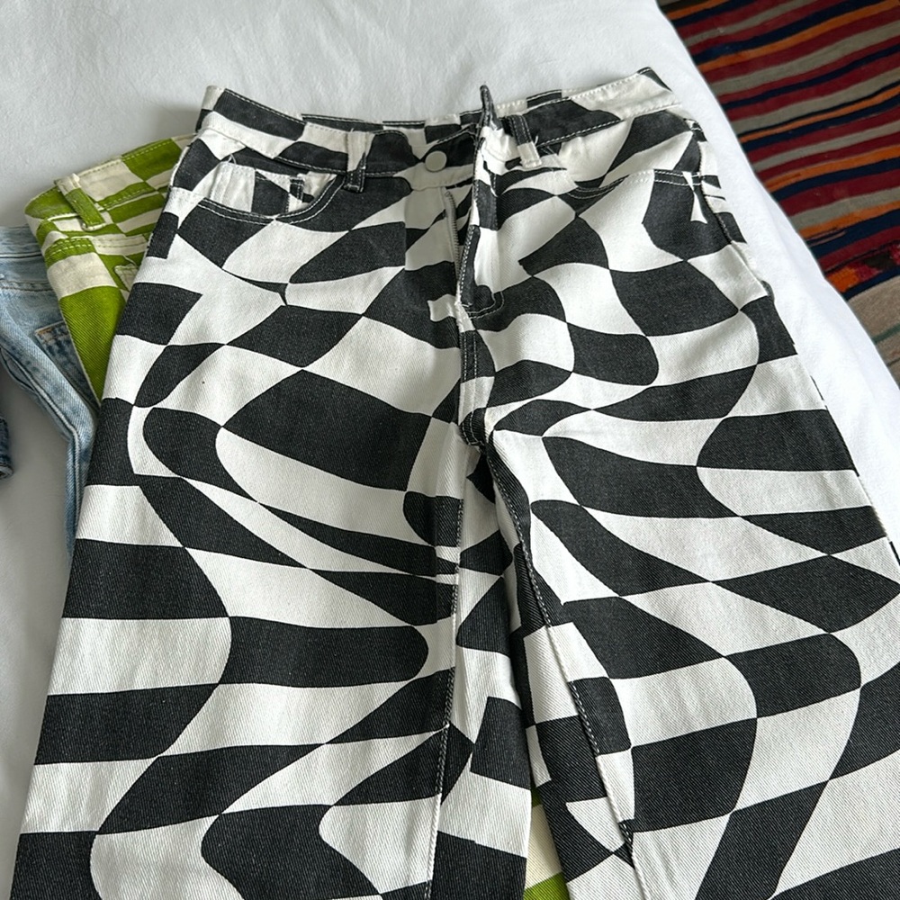 Funky shein pant size small